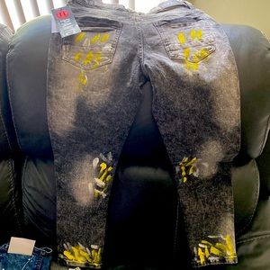 Distressed boys, jeans brand new